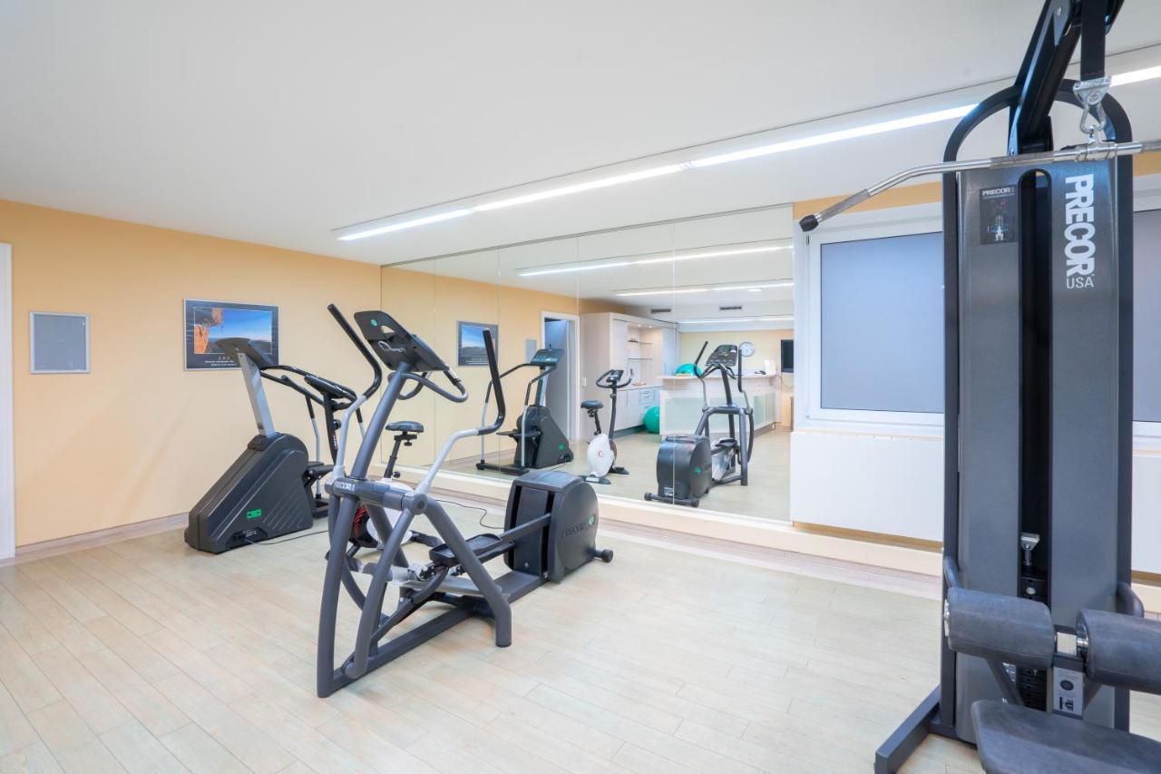 Grand Hotel 빈츠 외부 사진 The gym at the hotel